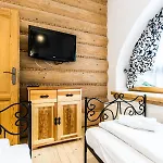 Apartament Harnasiowa Grota Апартаменты Косцелиско